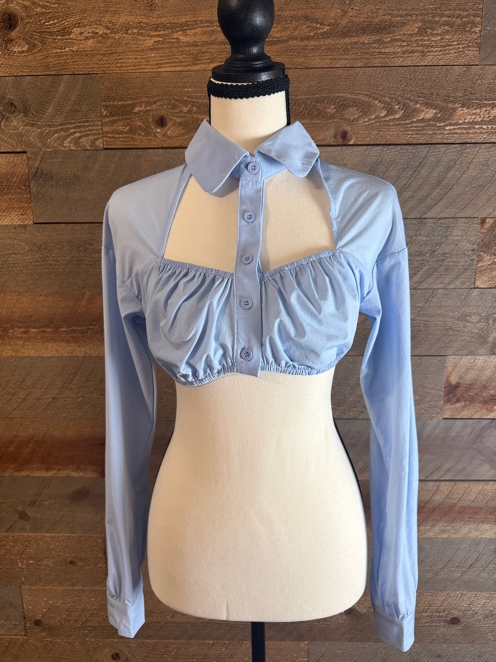 My Boo Blue Cutout Button Front Cropped Shirt Top NWT